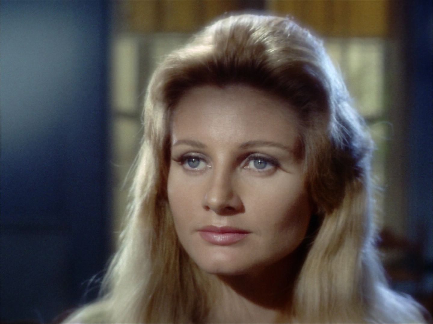 ariane179254_StarTrek_1x24_ThisSideOfParadise_0389.jpg