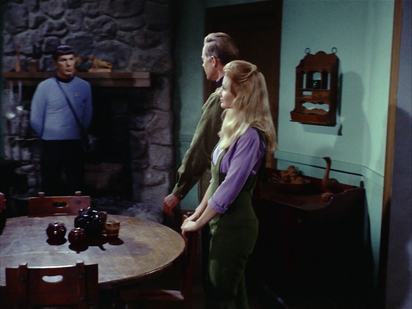 ariane179254_StarTrek_1x24_ThisSideOfParadise_0398.jpg
