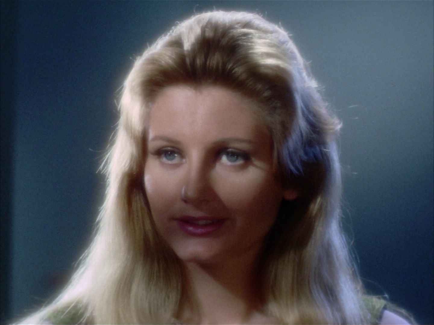 ariane179254_StarTrek_1x24_ThisSideOfParadise_0404.jpg