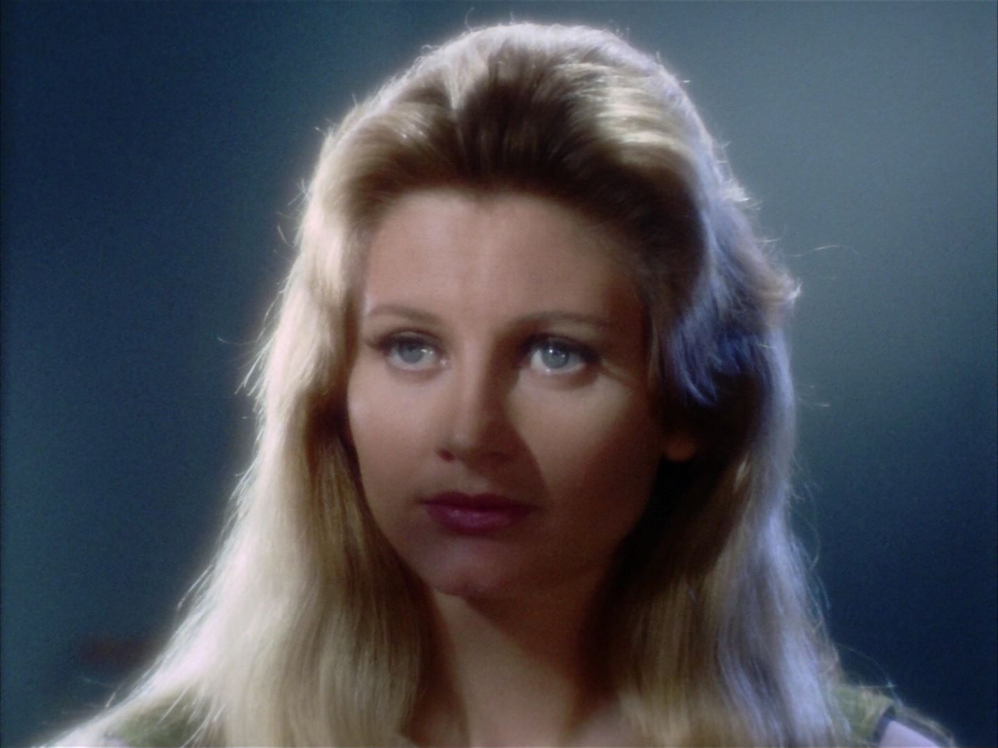 ariane179254_StarTrek_1x24_ThisSideOfParadise_0412.jpg