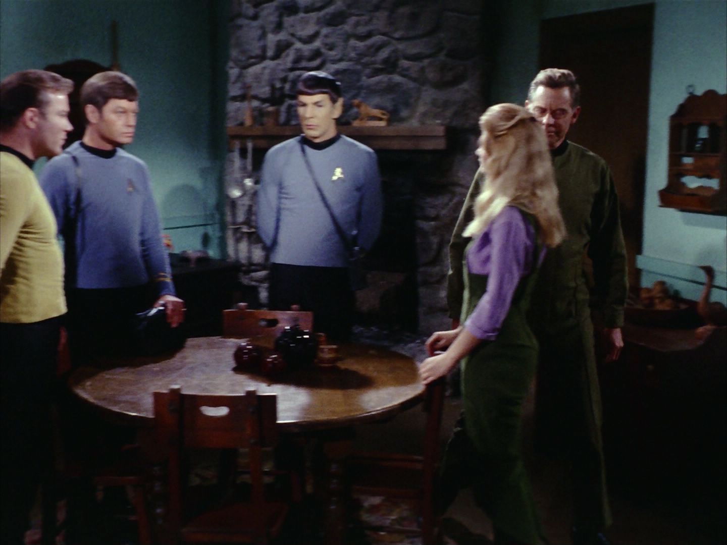 ariane179254_StarTrek_1x24_ThisSideOfParadise_0427.jpg