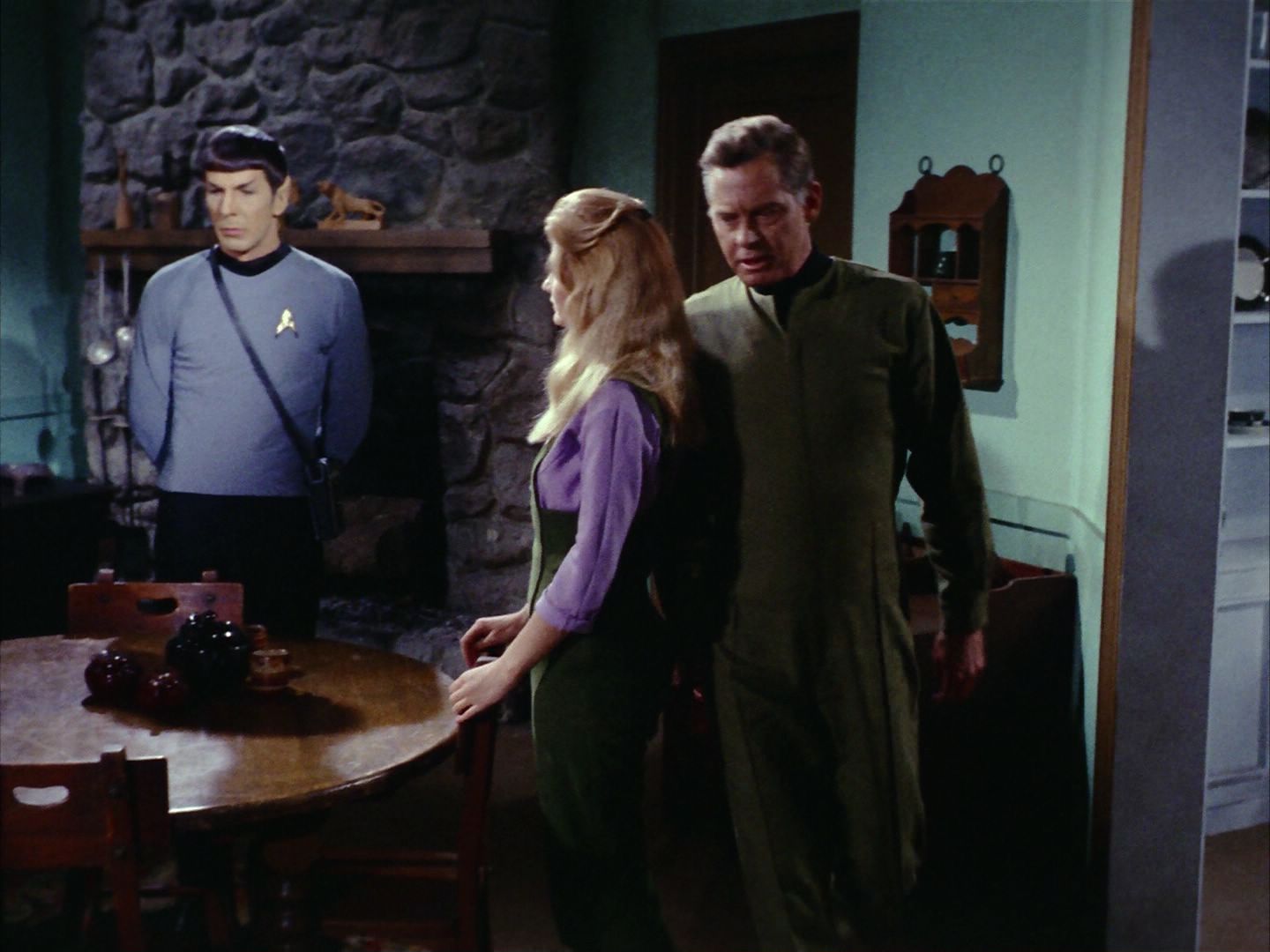 ariane179254_StarTrek_1x24_ThisSideOfParadise_0428.jpg