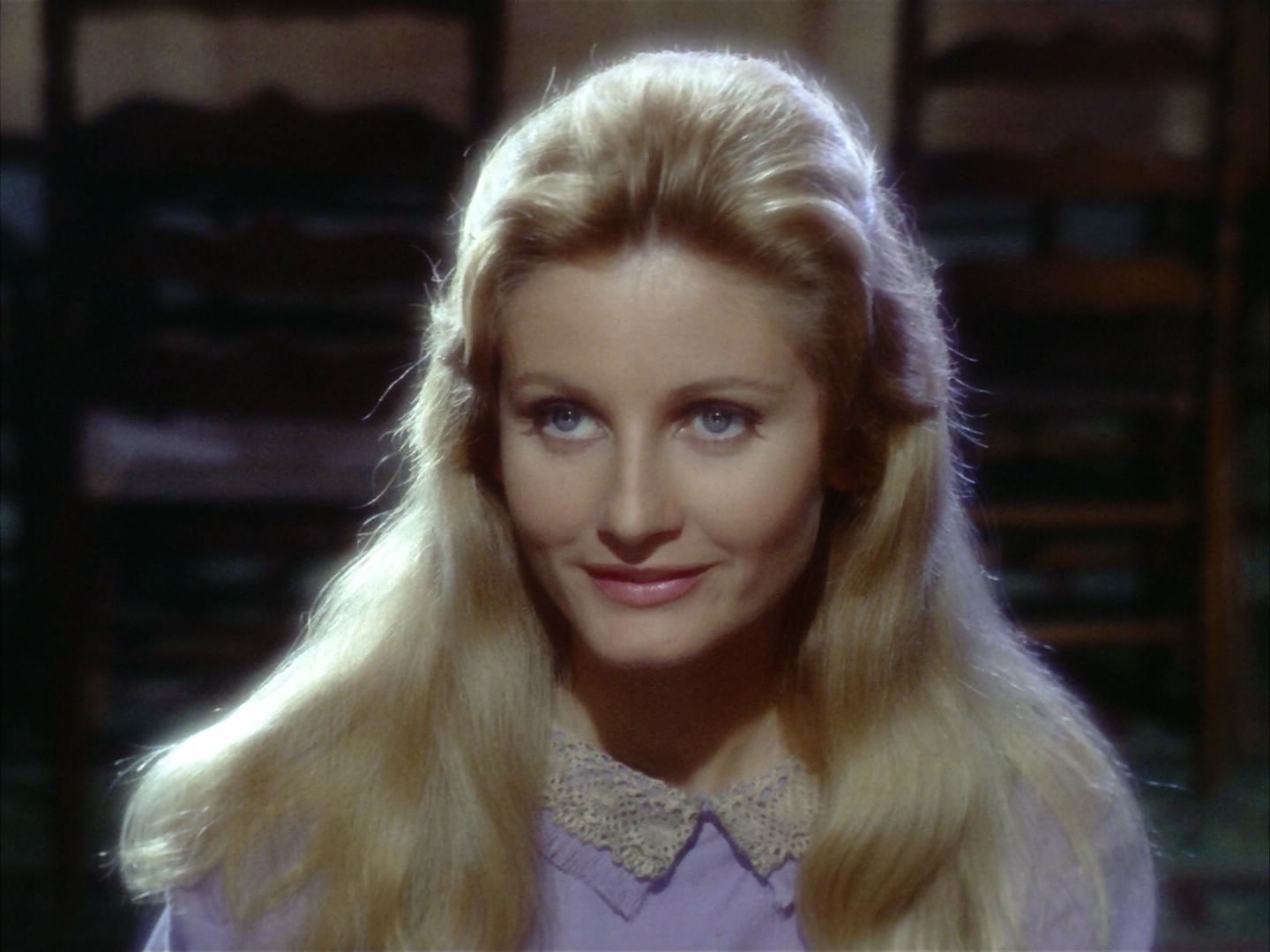 ariane179254_StarTrek_1x24_ThisSideOfParadise_0515.jpg