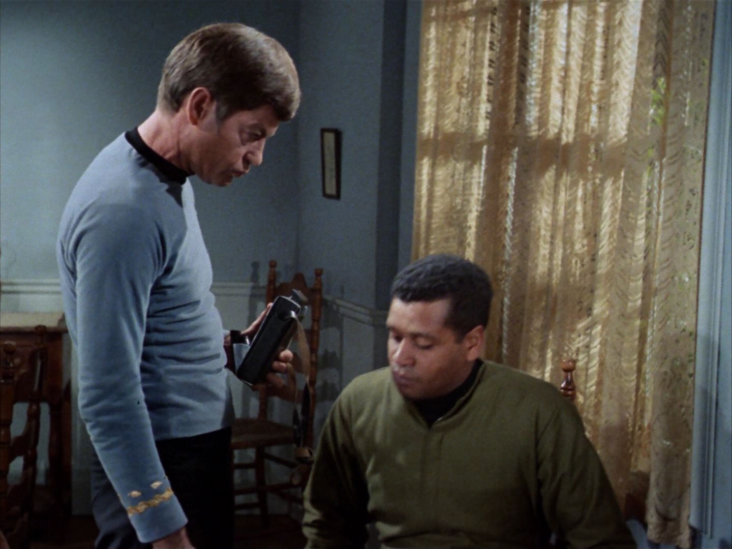 ariane179254_StarTrek_1x24_ThisSideOfParadise_0561.jpg