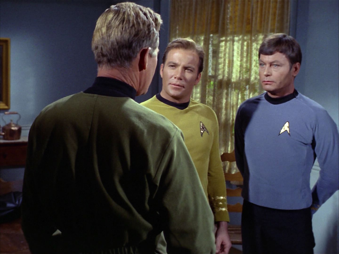 ariane179254_StarTrek_1x24_ThisSideOfParadise_0633.jpg