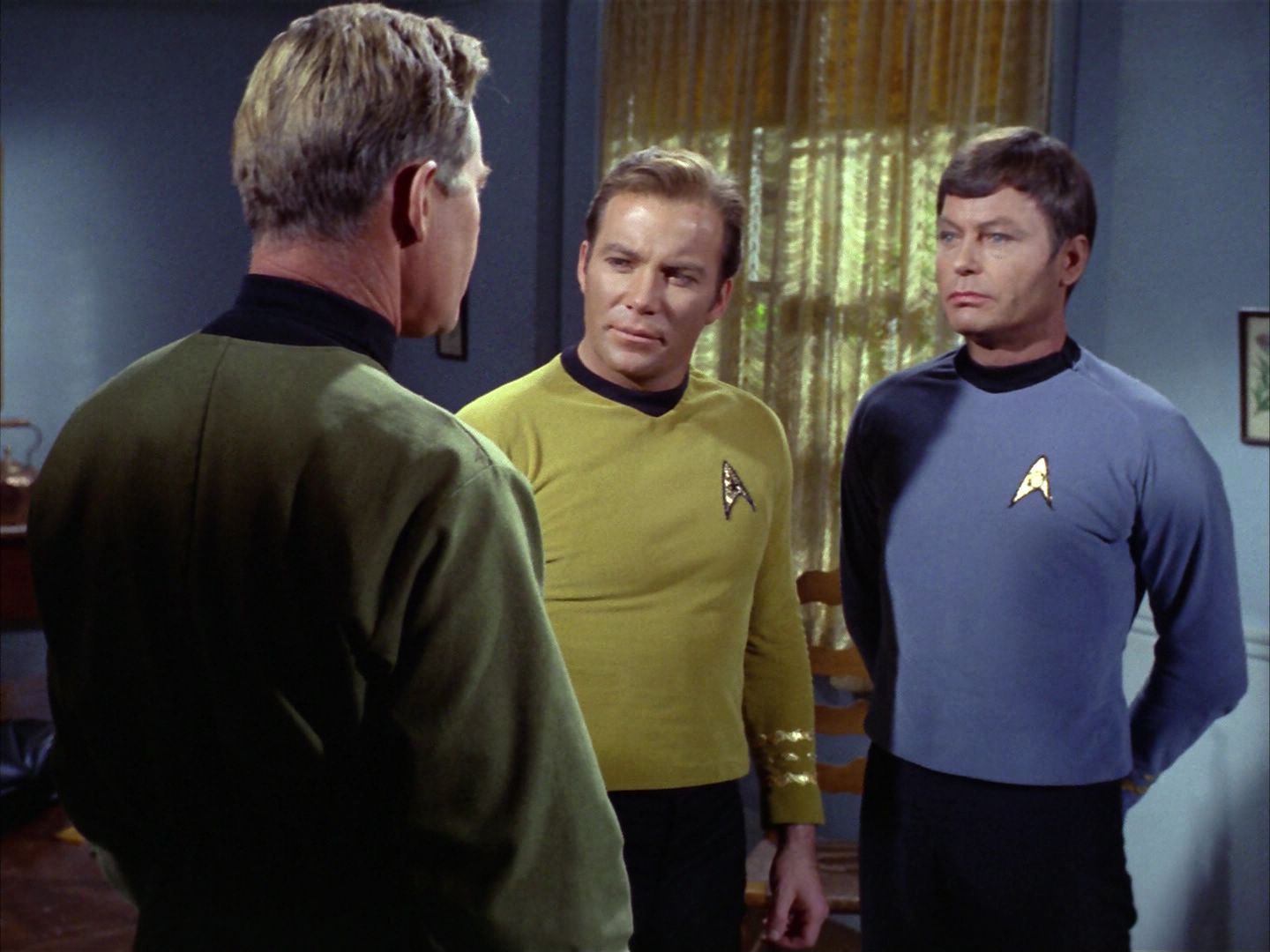 ariane179254_StarTrek_1x24_ThisSideOfParadise_0634.jpg