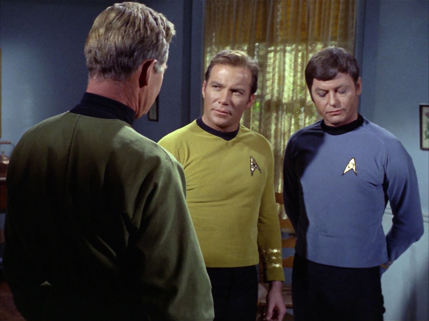 ariane179254_StarTrek_1x24_ThisSideOfParadise_0636.jpg