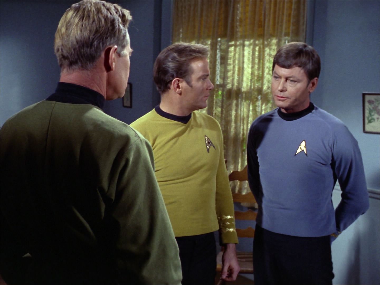 ariane179254_StarTrek_1x24_ThisSideOfParadise_0645.jpg