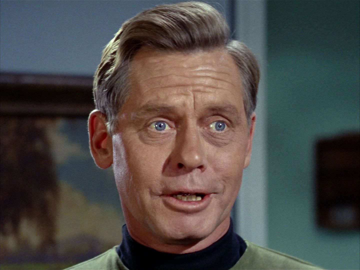 ariane179254_StarTrek_1x24_ThisSideOfParadise_0652.jpg