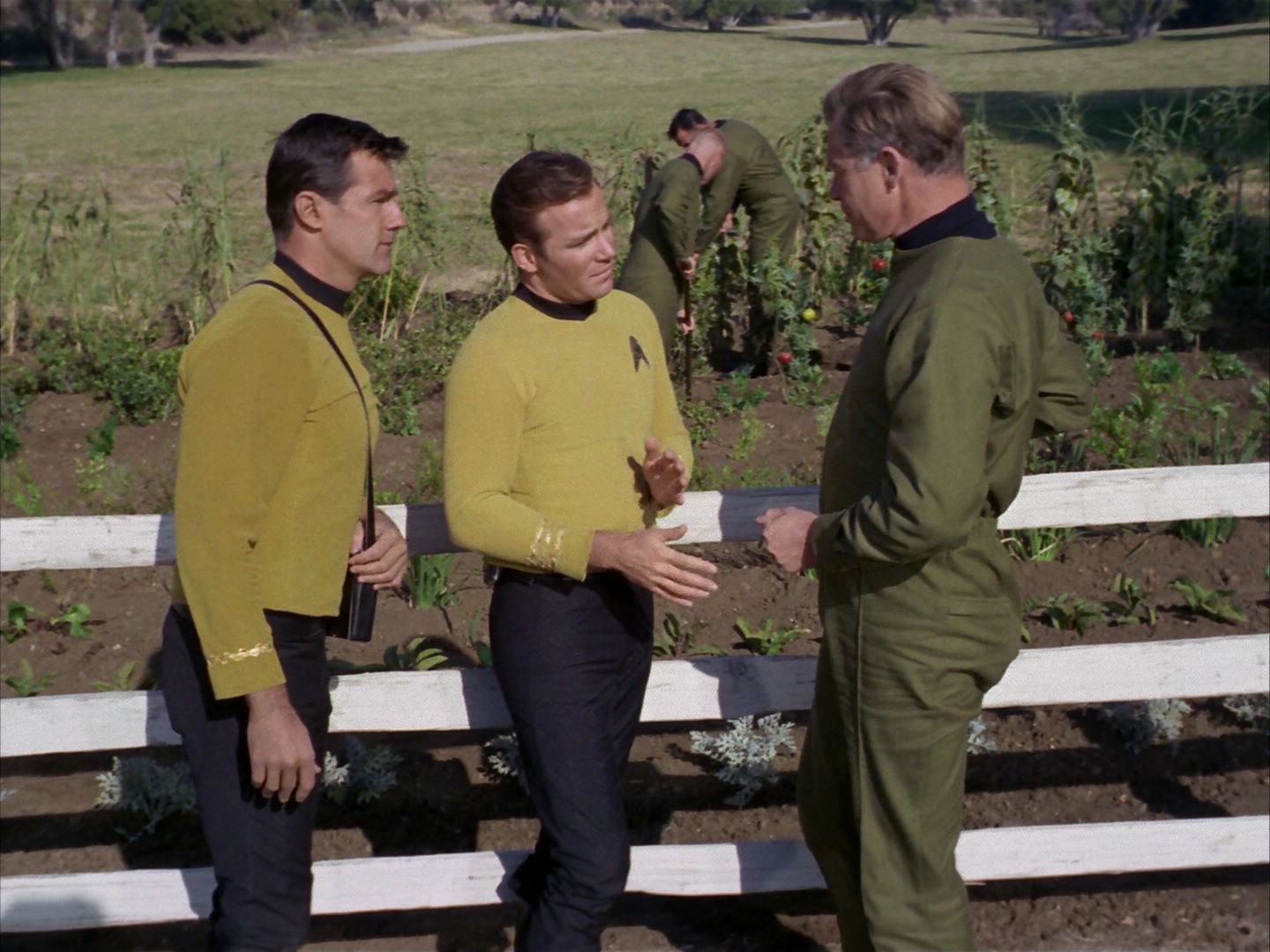 ariane179254_StarTrek_1x24_ThisSideOfParadise_0677.jpg