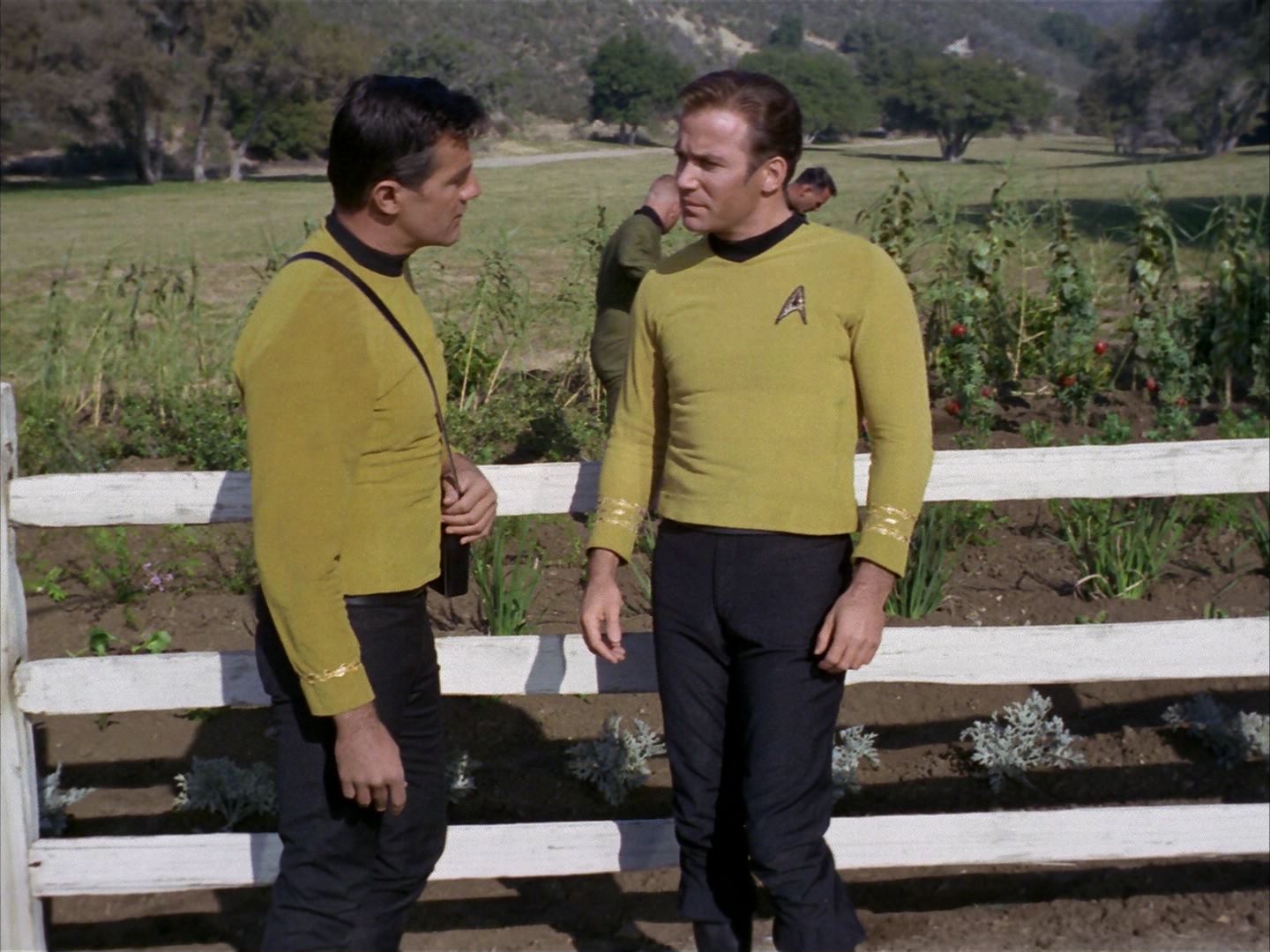 ariane179254_StarTrek_1x24_ThisSideOfParadise_0688.jpg