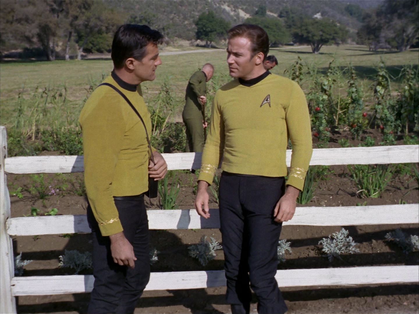 ariane179254_StarTrek_1x24_ThisSideOfParadise_0690.jpg