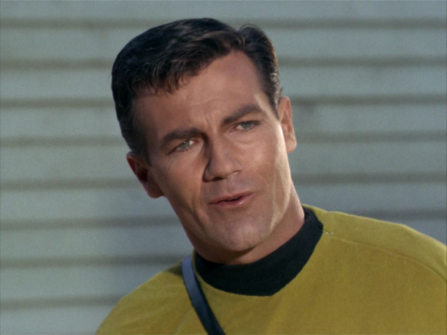 ariane179254_StarTrek_1x24_ThisSideOfParadise_0693.jpg