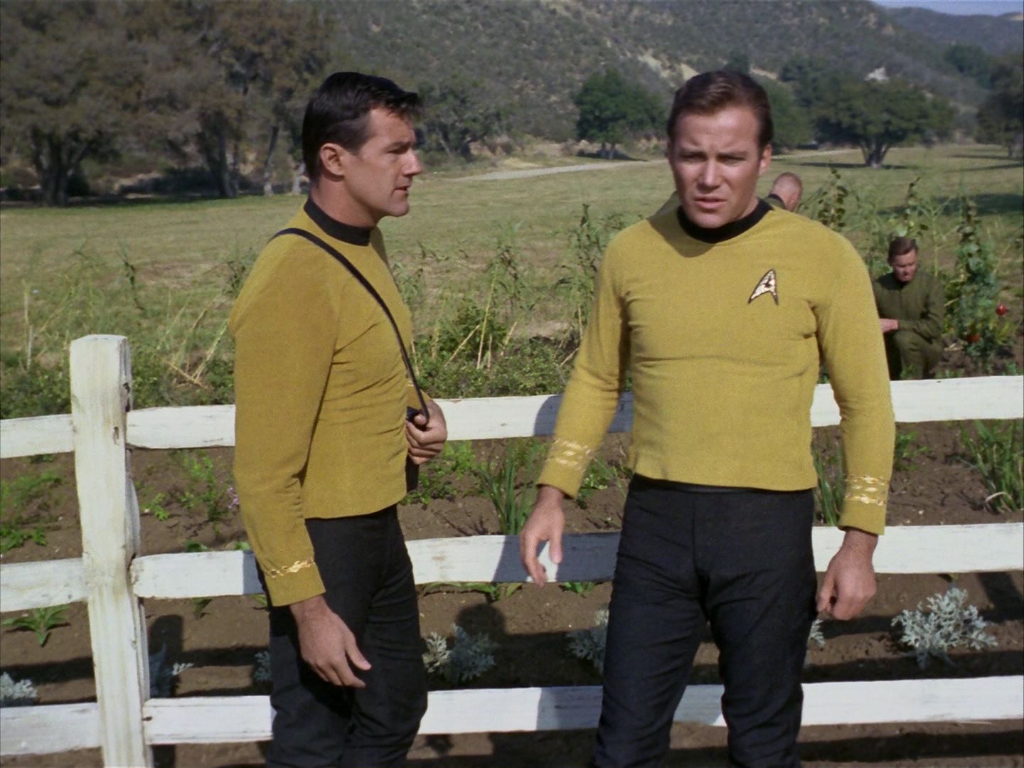 ariane179254_StarTrek_1x24_ThisSideOfParadise_0702.jpg