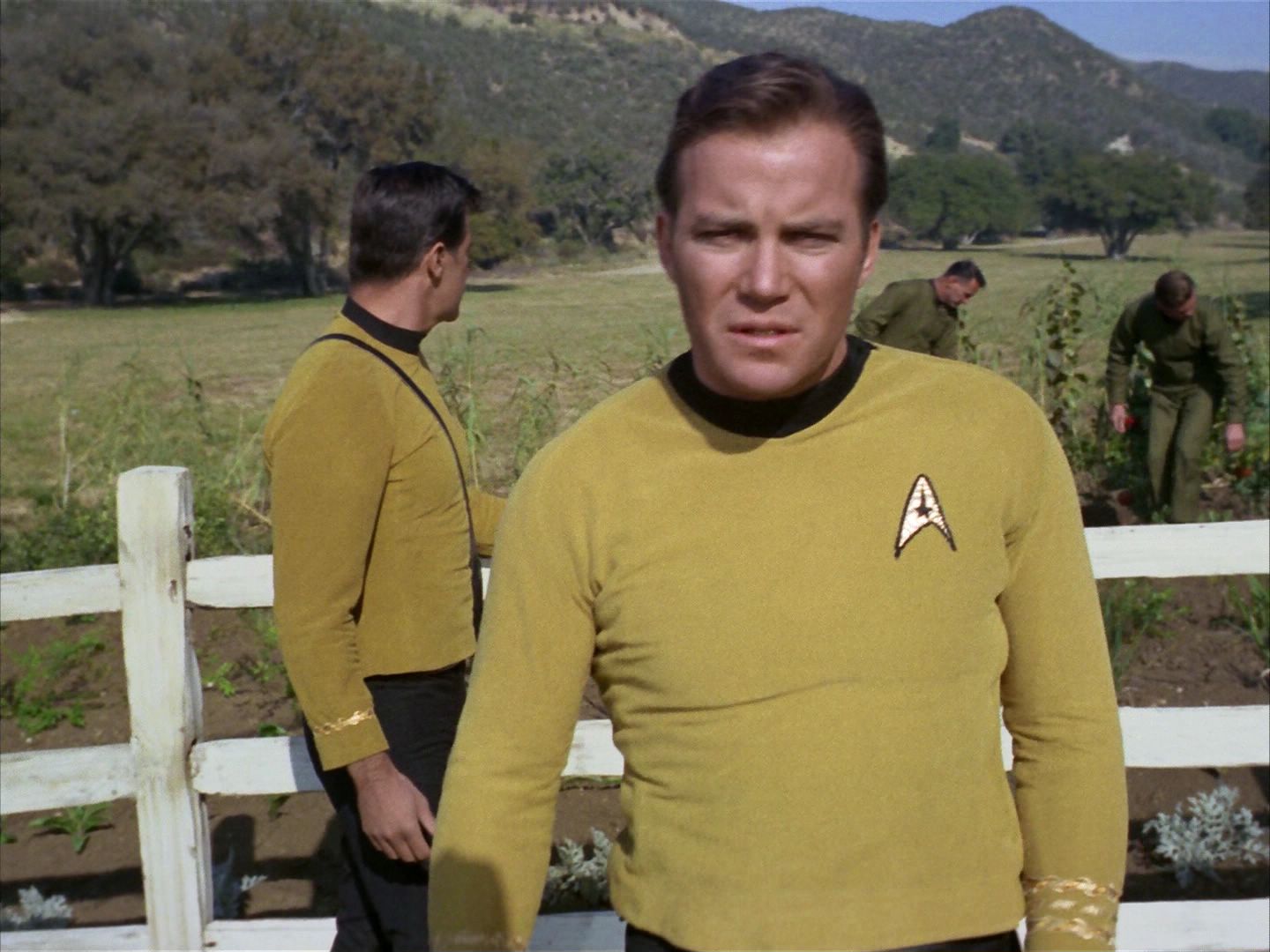 ariane179254_StarTrek_1x24_ThisSideOfParadise_0705.jpg