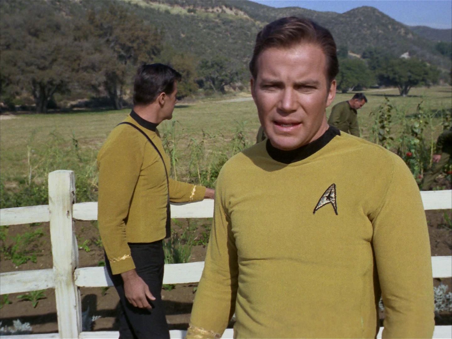 ariane179254_StarTrek_1x24_ThisSideOfParadise_0706.jpg