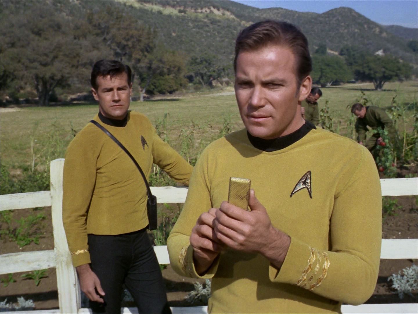 ariane179254_StarTrek_1x24_ThisSideOfParadise_0716.jpg