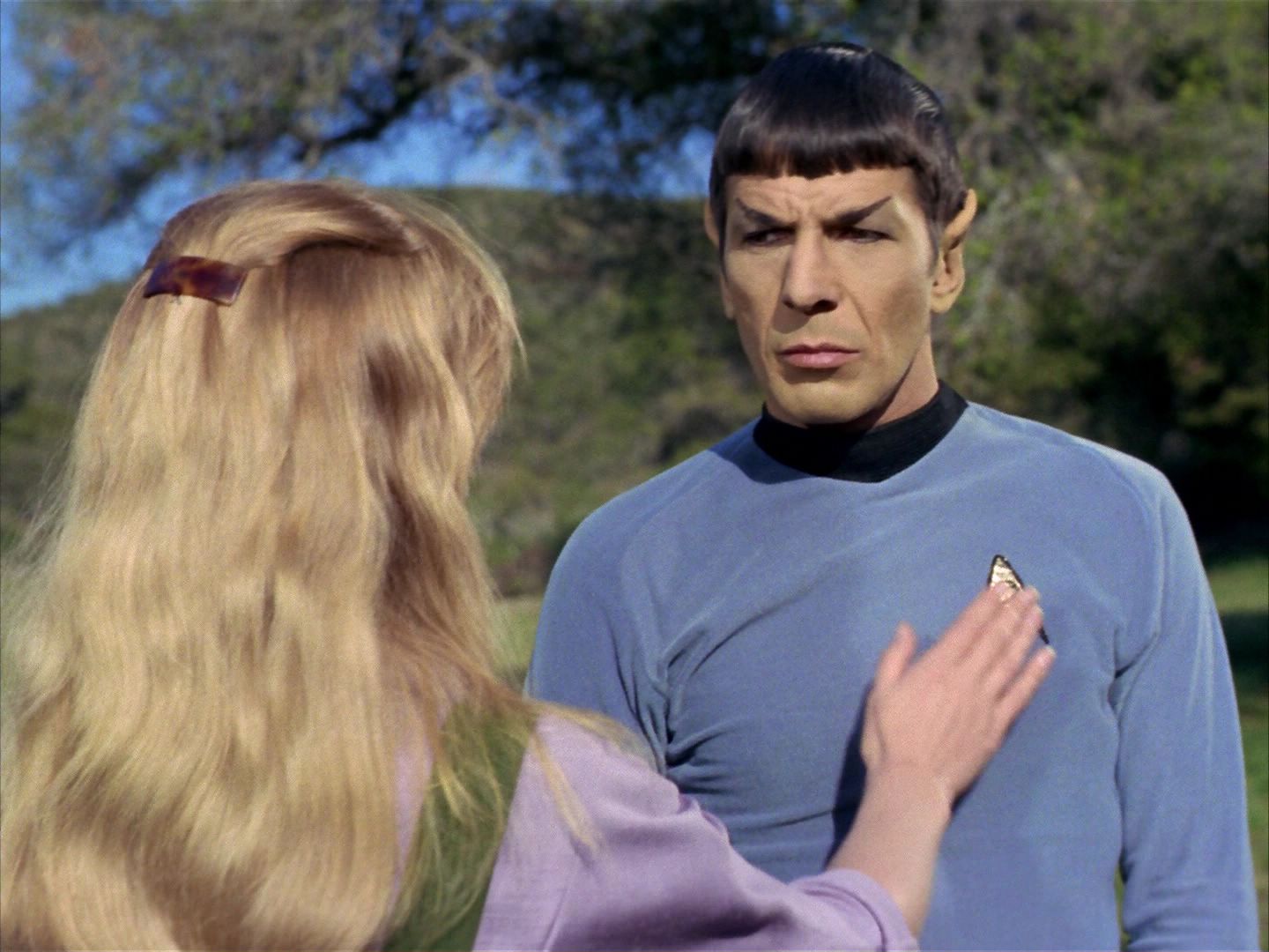 ariane179254_StarTrek_1x24_ThisSideOfParadise_0810.jpg
