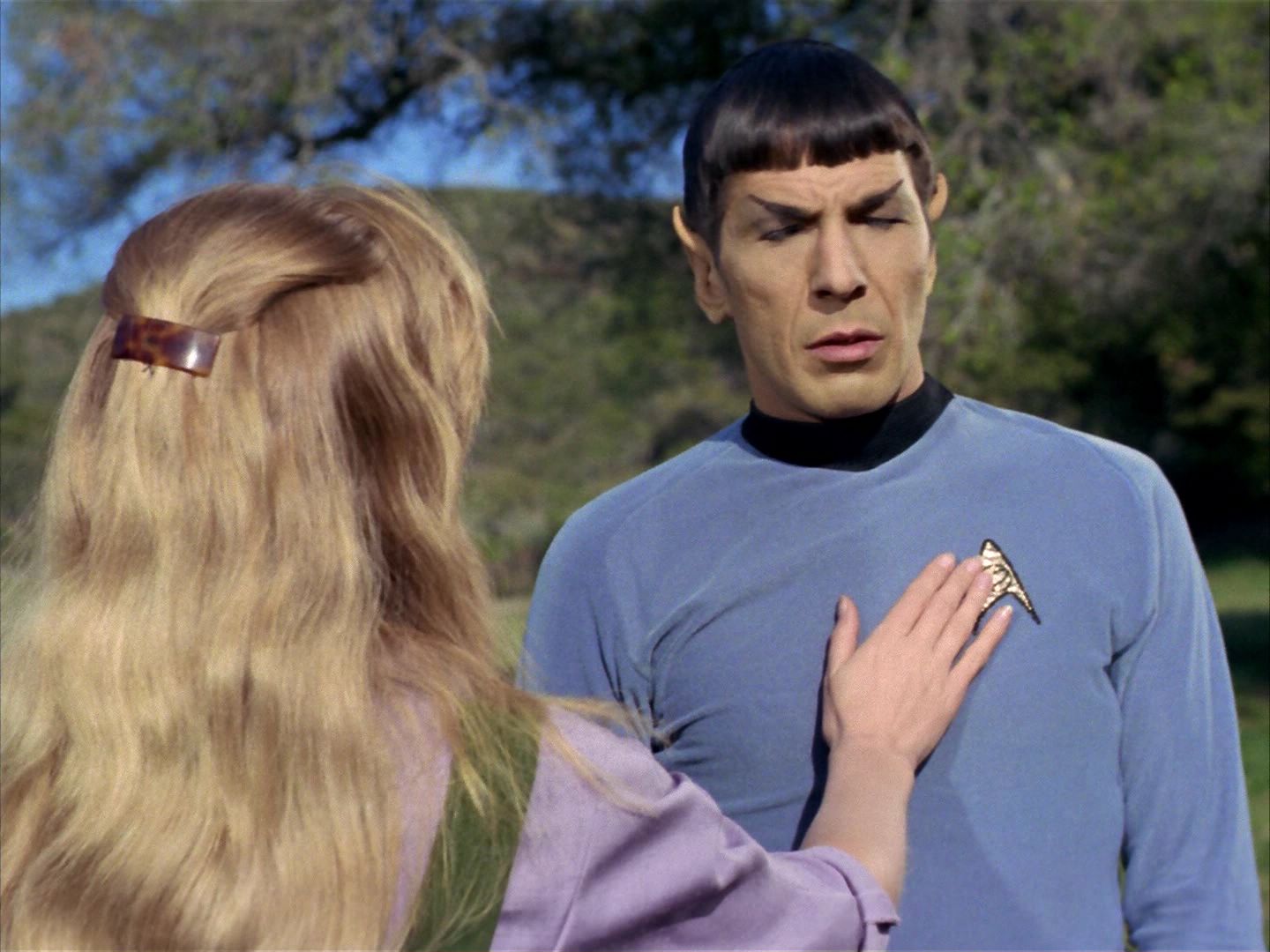 ariane179254_StarTrek_1x24_ThisSideOfParadise_0820.jpg