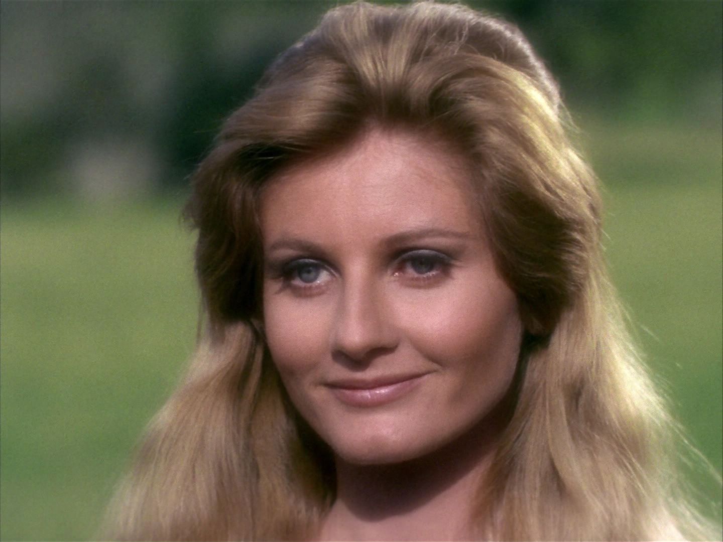 ariane179254_StarTrek_1x24_ThisSideOfParadise_0837.jpg