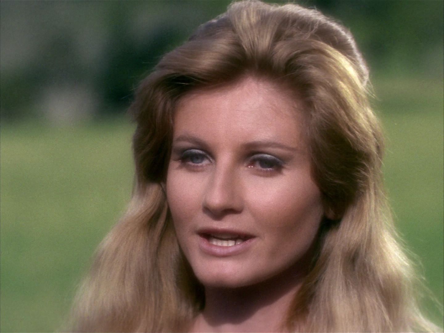 ariane179254_StarTrek_1x24_ThisSideOfParadise_0839.jpg