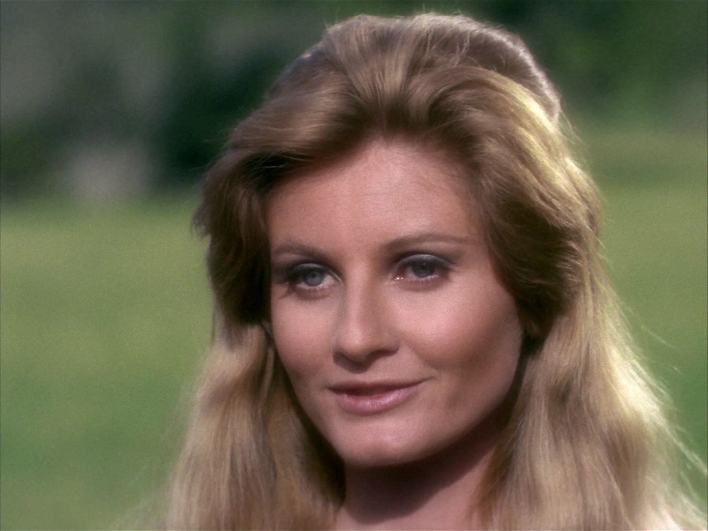 ariane179254_StarTrek_1x24_ThisSideOfParadise_0854.jpg