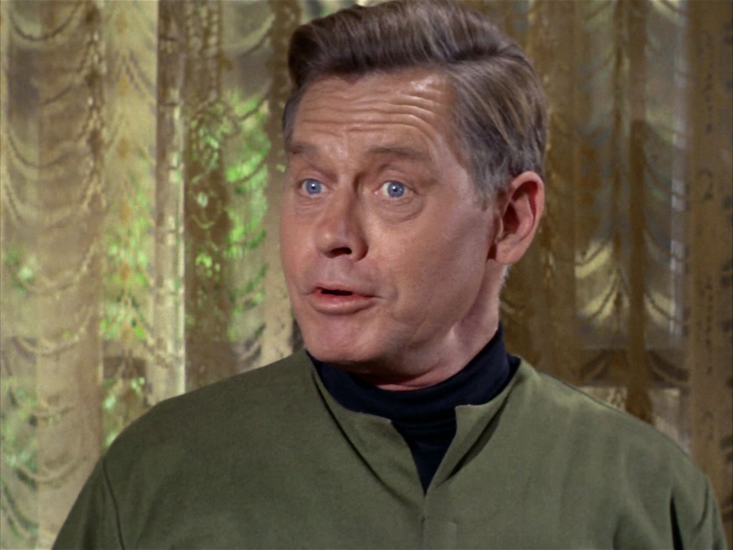 ariane179254_StarTrek_1x24_ThisSideOfParadise_0912.jpg