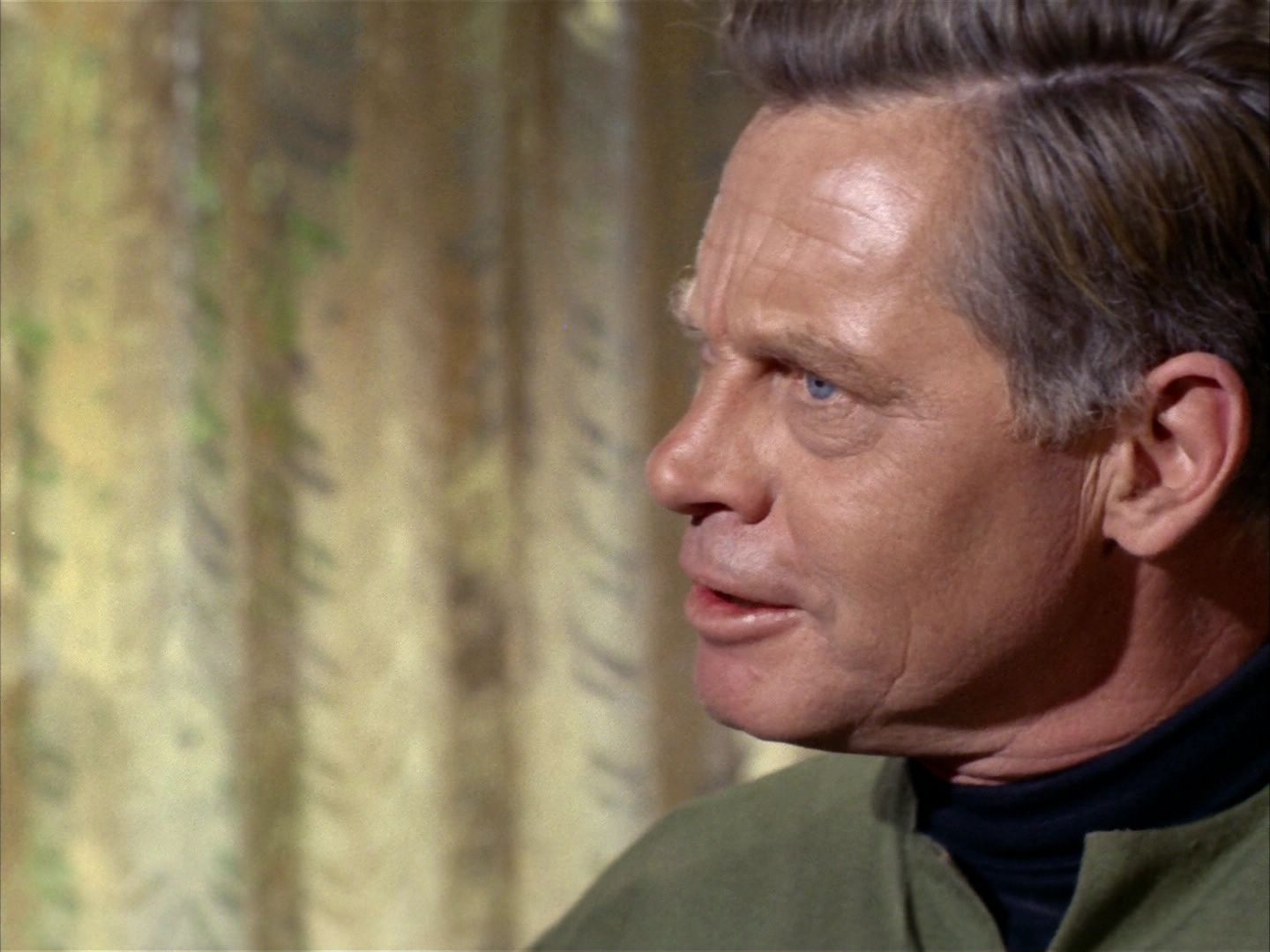 ariane179254_StarTrek_1x24_ThisSideOfParadise_0923.jpg