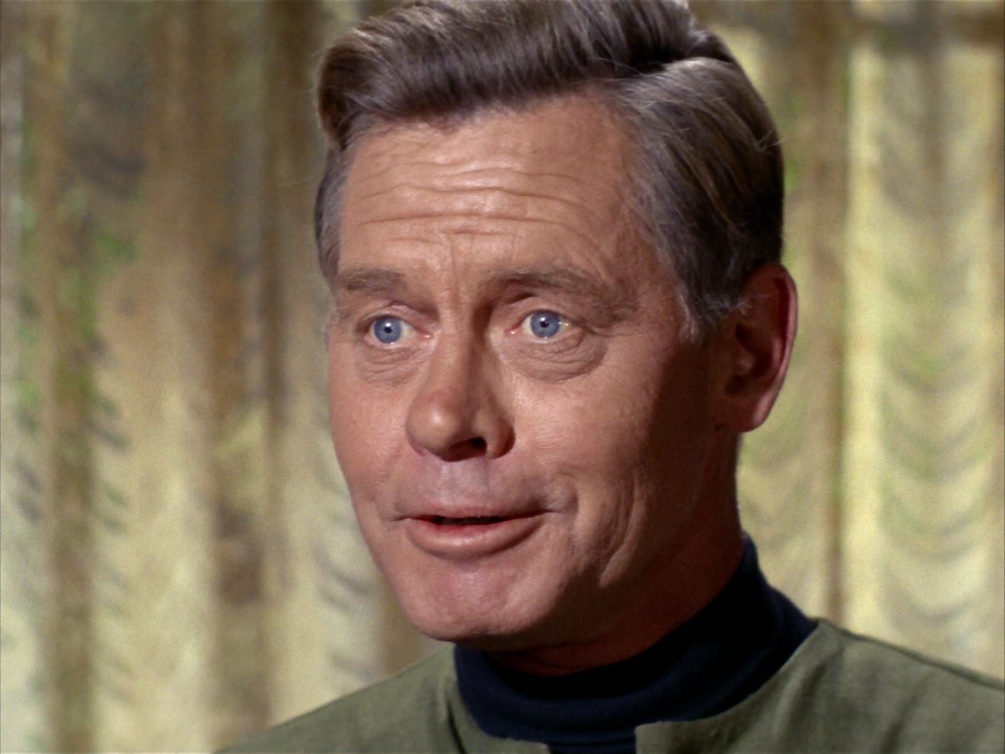 ariane179254_StarTrek_1x24_ThisSideOfParadise_0932.jpg