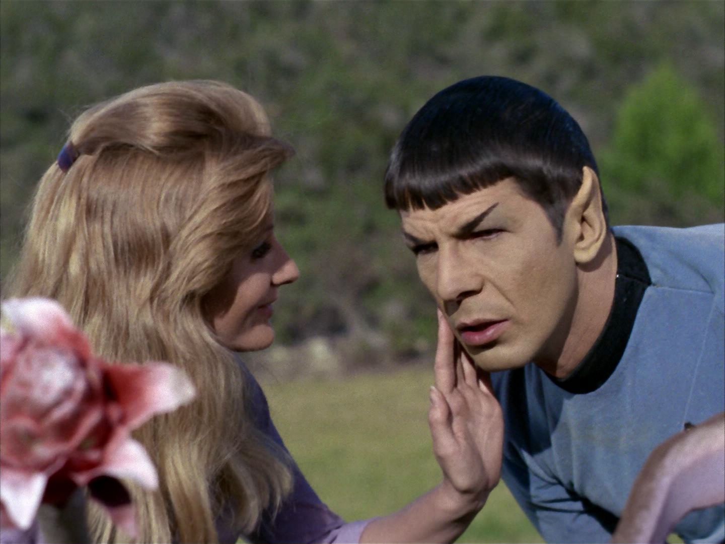 ariane179254_StarTrek_1x24_ThisSideOfParadise_1064.jpg