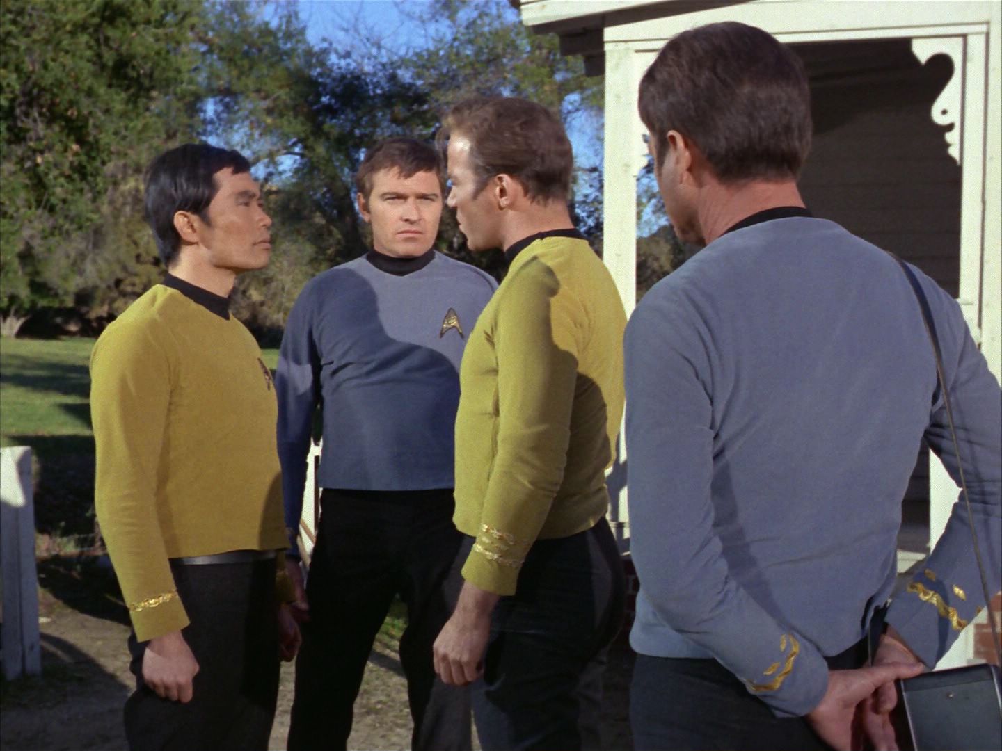 ariane179254_StarTrek_1x24_ThisSideOfParadise_1164.jpg