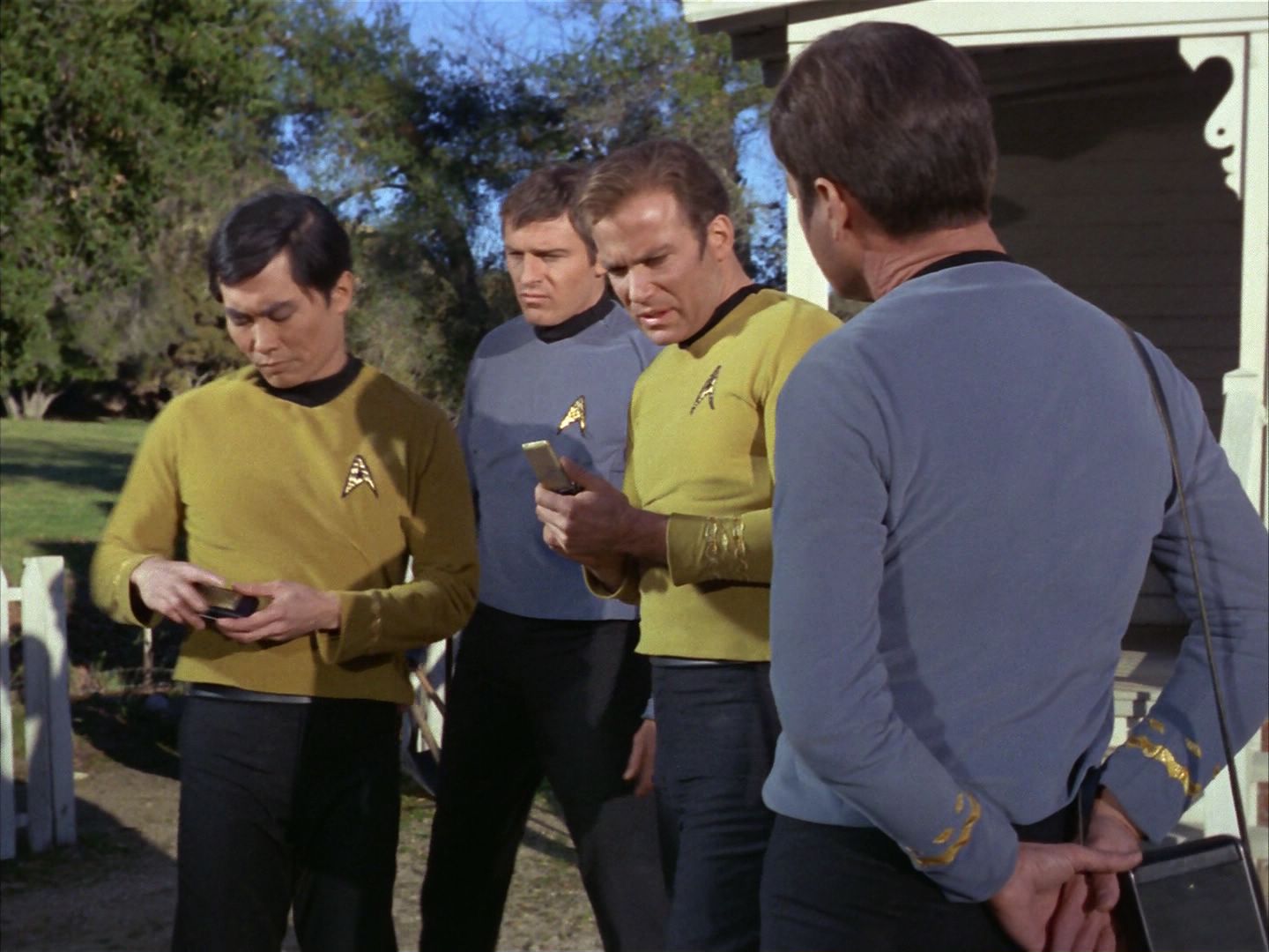 ariane179254_StarTrek_1x24_ThisSideOfParadise_1191.jpg