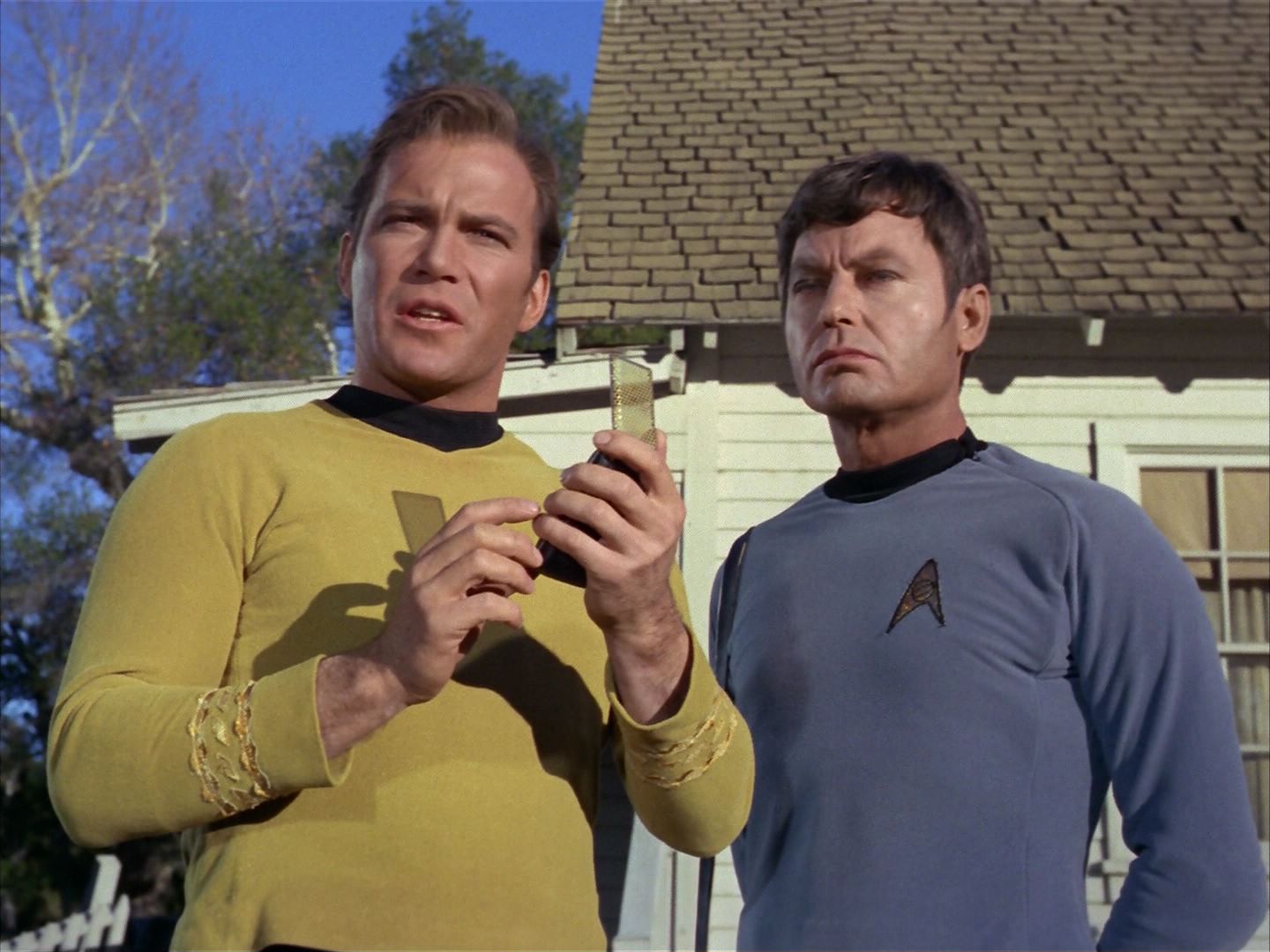 ariane179254_StarTrek_1x24_ThisSideOfParadise_1283.jpg