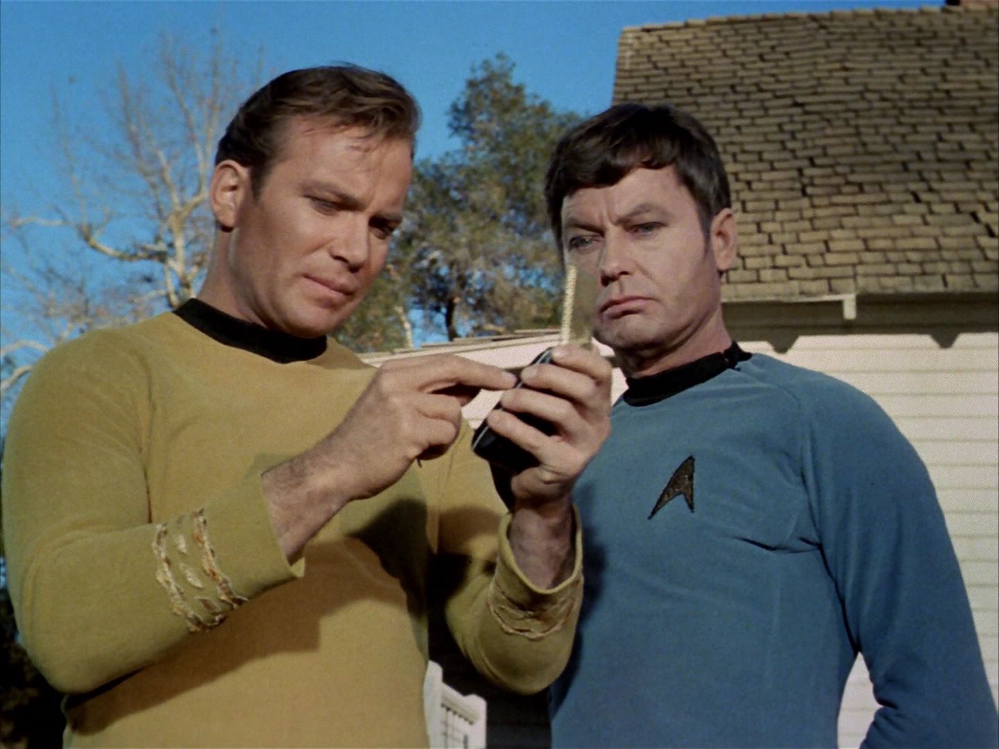 ariane179254_StarTrek_1x24_ThisSideOfParadise_1315.jpg