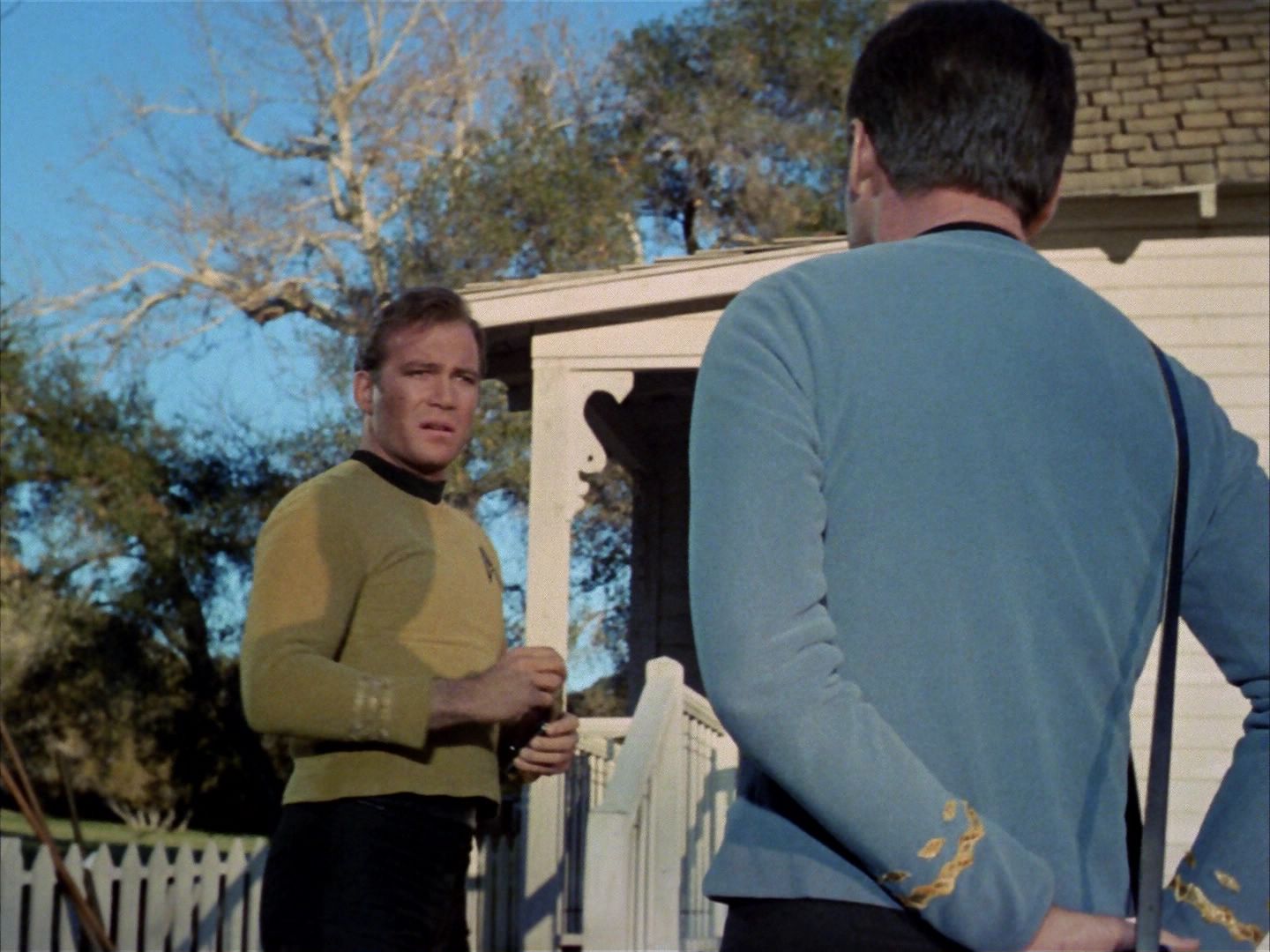 ariane179254_StarTrek_1x24_ThisSideOfParadise_1343.jpg