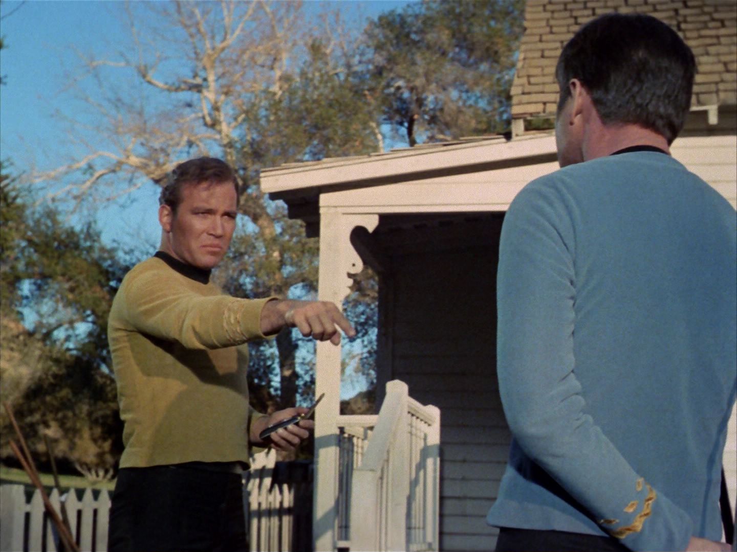 ariane179254_StarTrek_1x24_ThisSideOfParadise_1347.jpg