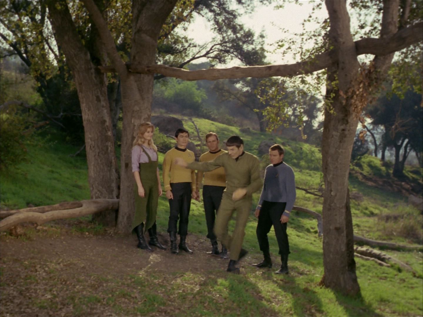 ariane179254_StarTrek_1x24_ThisSideOfParadise_1472.jpg