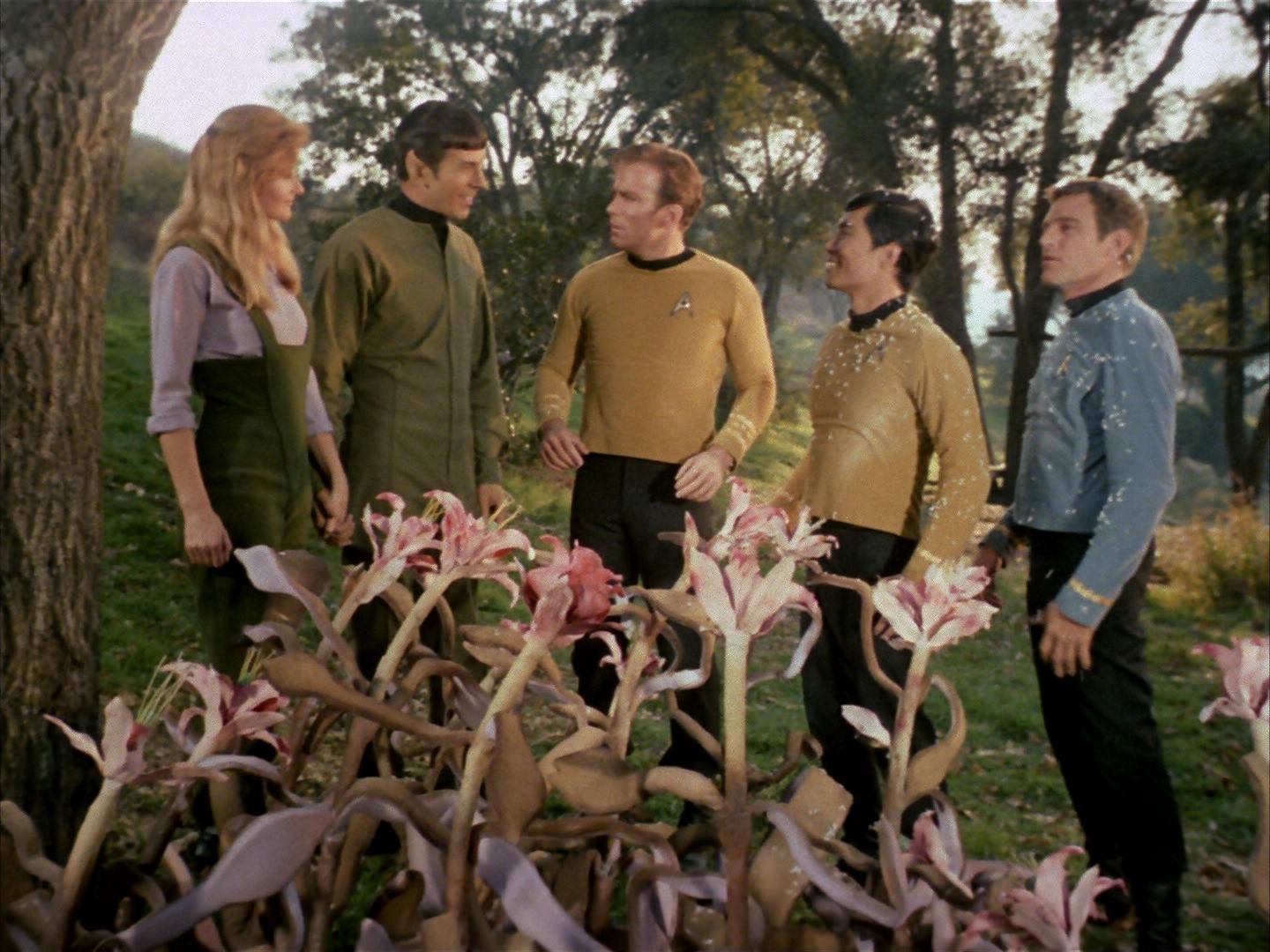 ariane179254_StarTrek_1x24_ThisSideOfParadise_1501.jpg