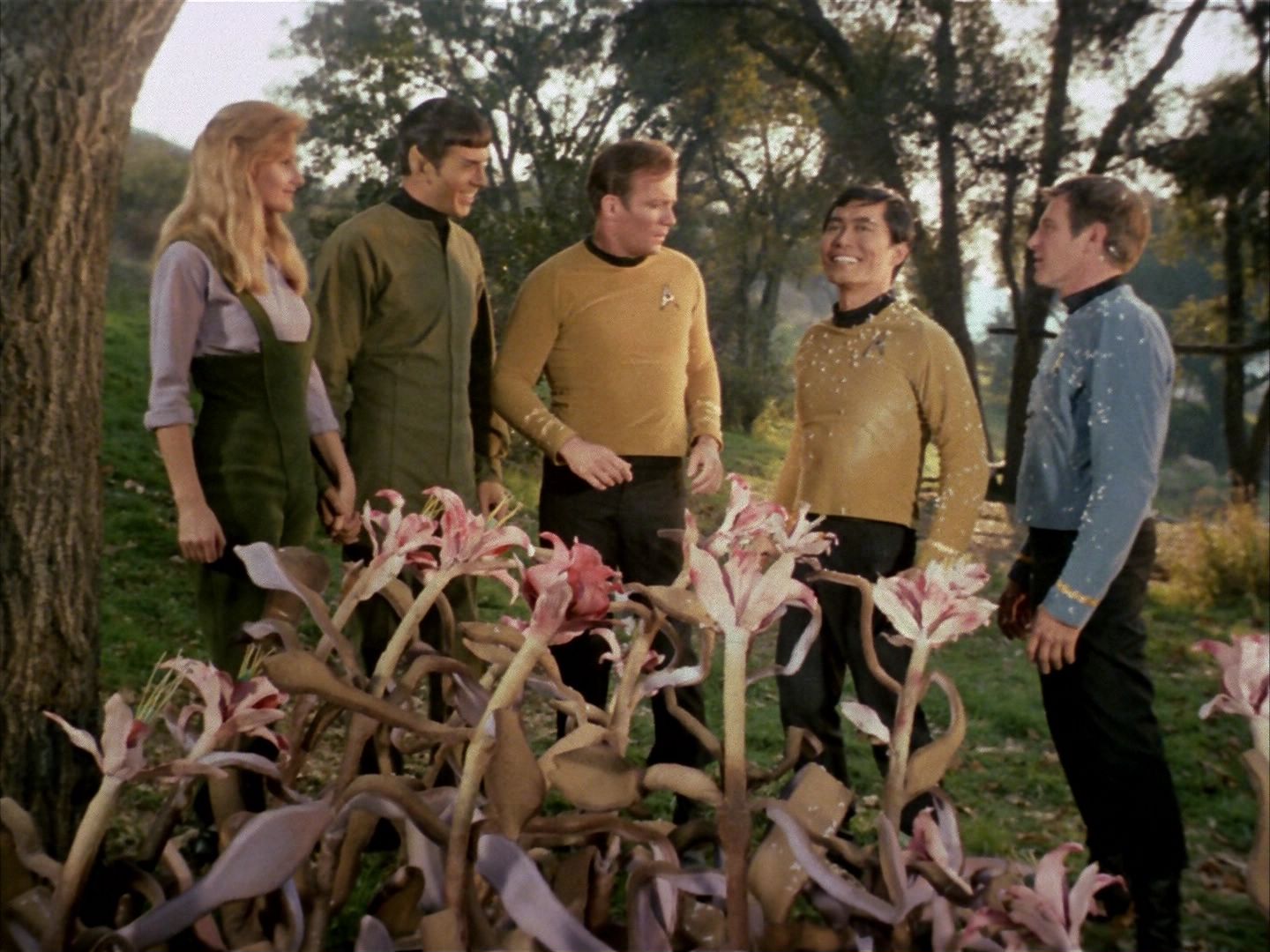 ariane179254_StarTrek_1x24_ThisSideOfParadise_1504.jpg