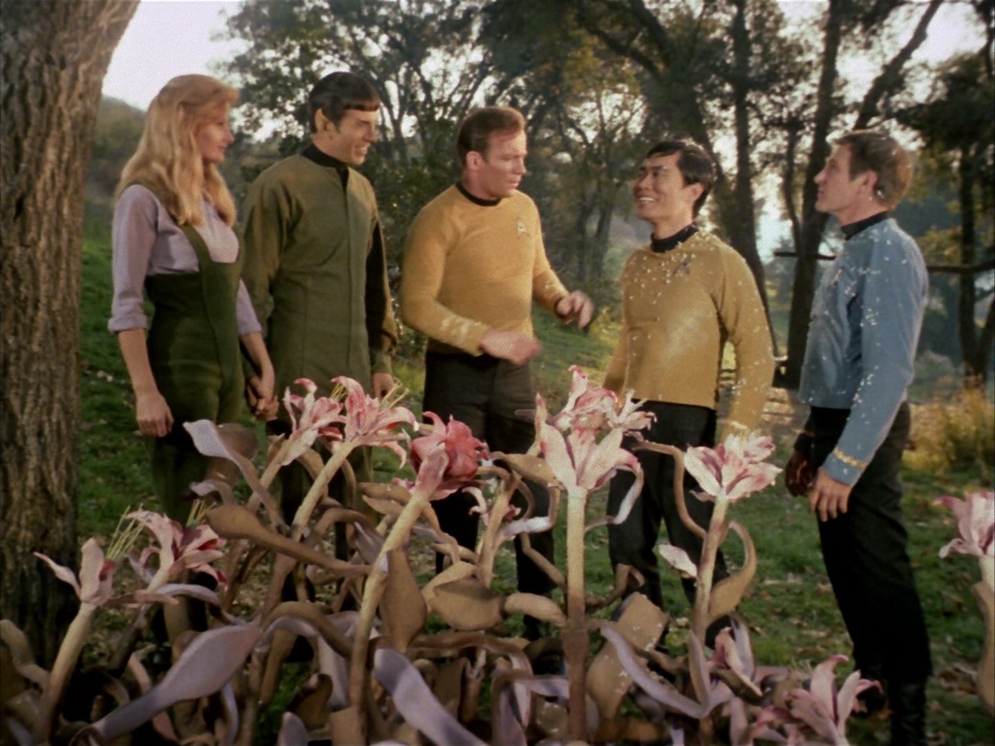 ariane179254_StarTrek_1x24_ThisSideOfParadise_1507.jpg