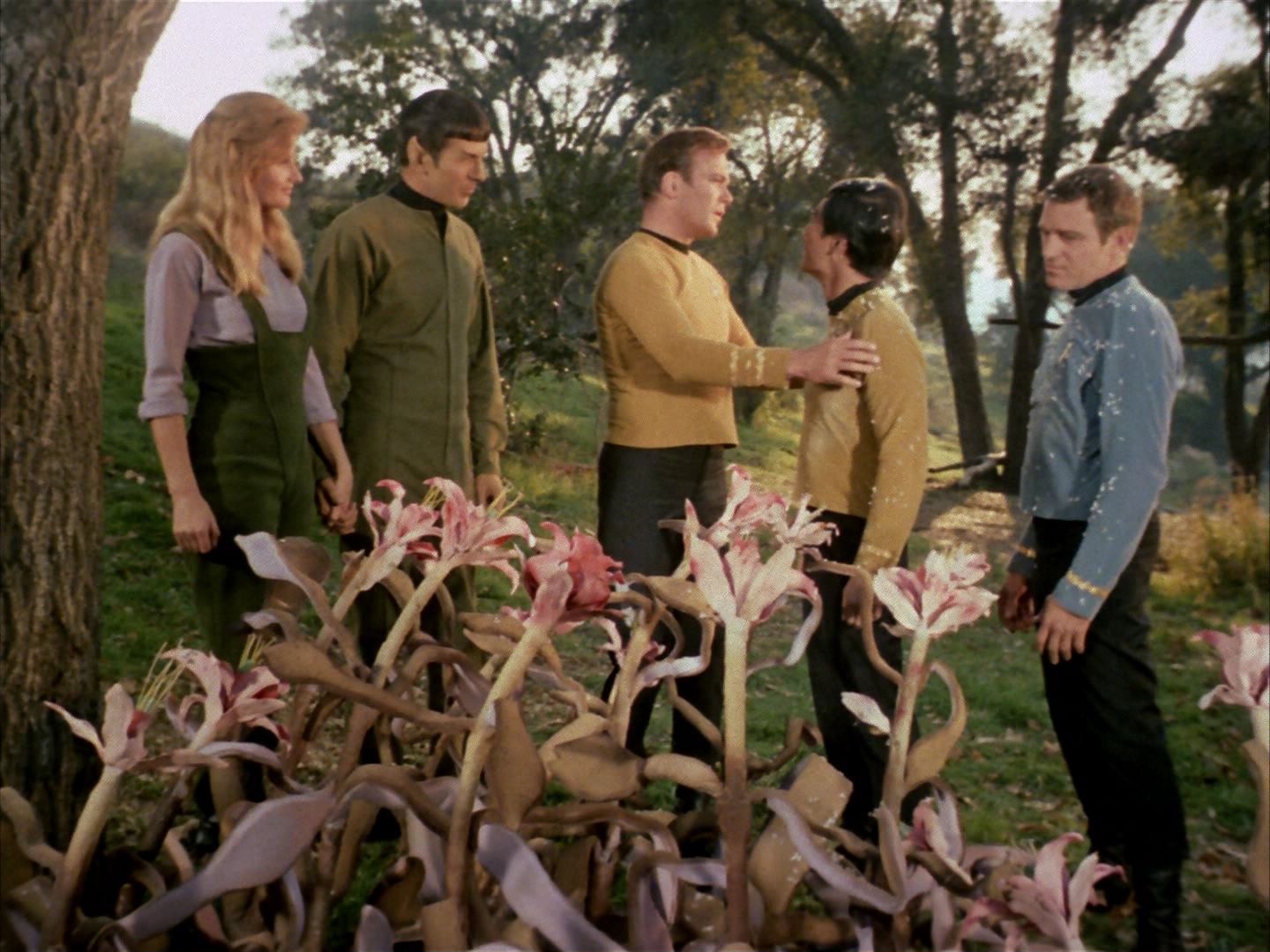 ariane179254_StarTrek_1x24_ThisSideOfParadise_1513.jpg
