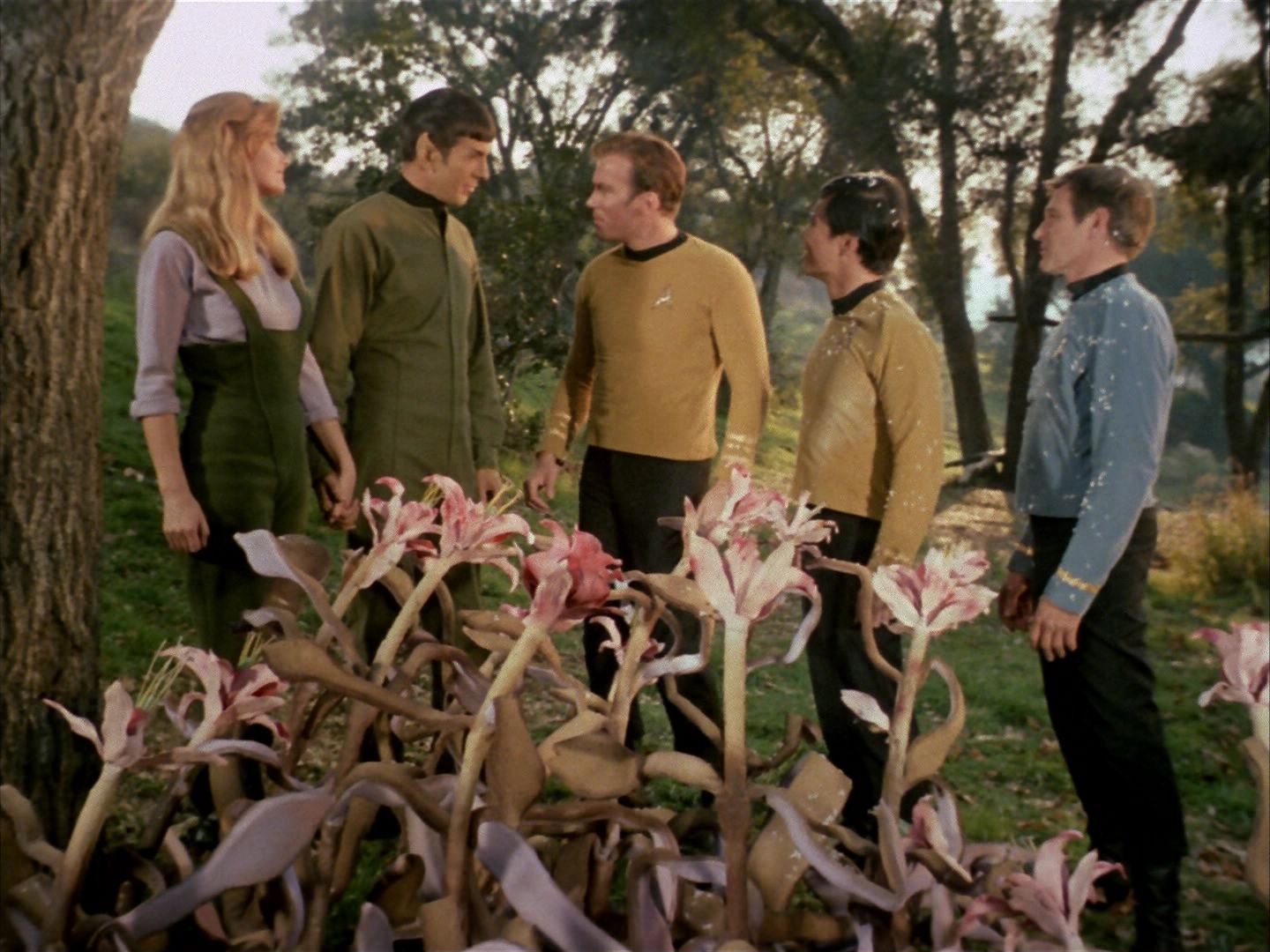 ariane179254_StarTrek_1x24_ThisSideOfParadise_1523.jpg
