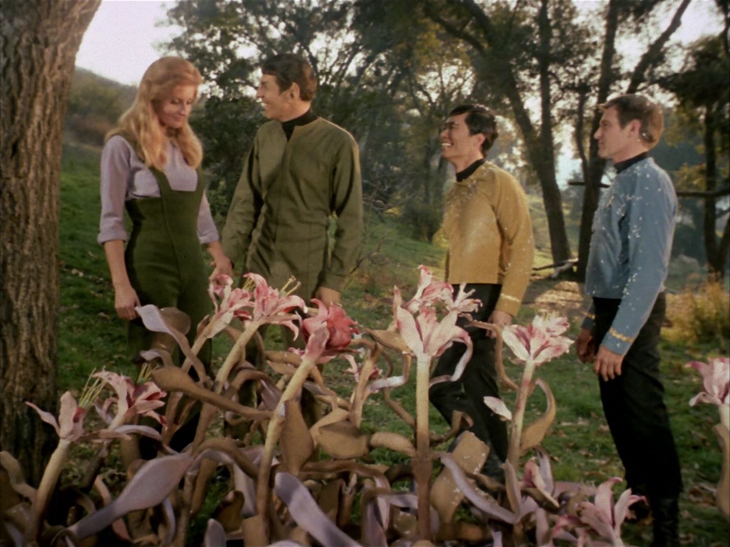 ariane179254_StarTrek_1x24_ThisSideOfParadise_1526.jpg