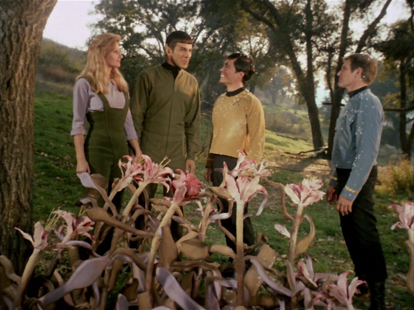 ariane179254_StarTrek_1x24_ThisSideOfParadise_1529.jpg
