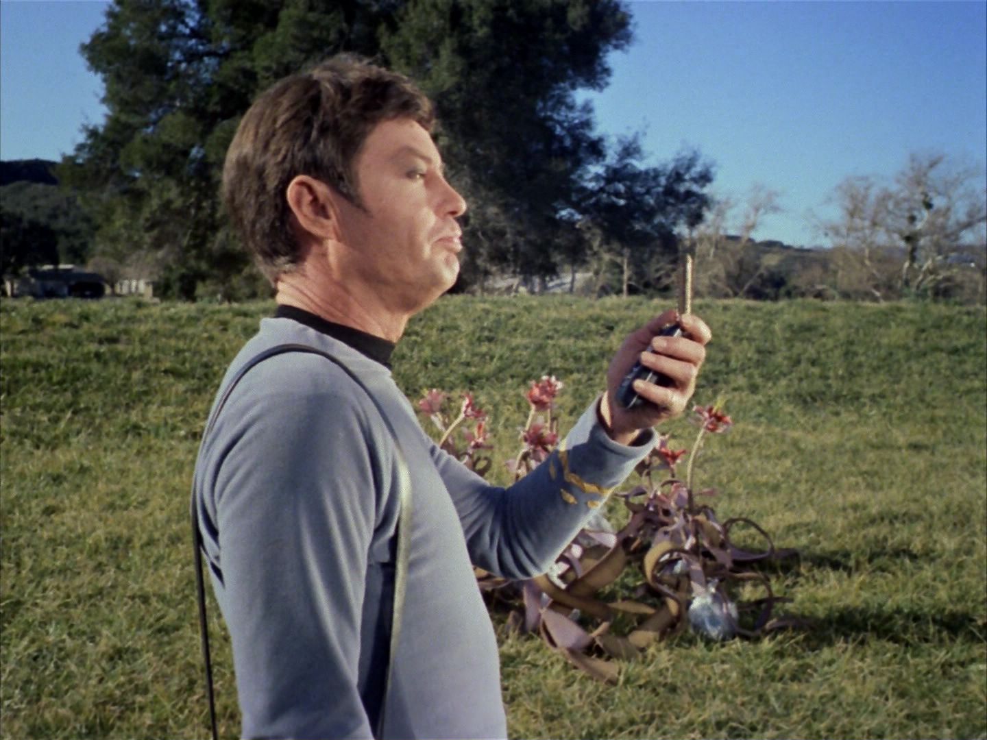 ariane179254_StarTrek_1x24_ThisSideOfParadise_1543.jpg