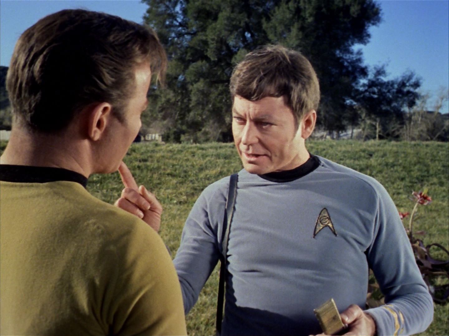 ariane179254_StarTrek_1x24_ThisSideOfParadise_1552.jpg