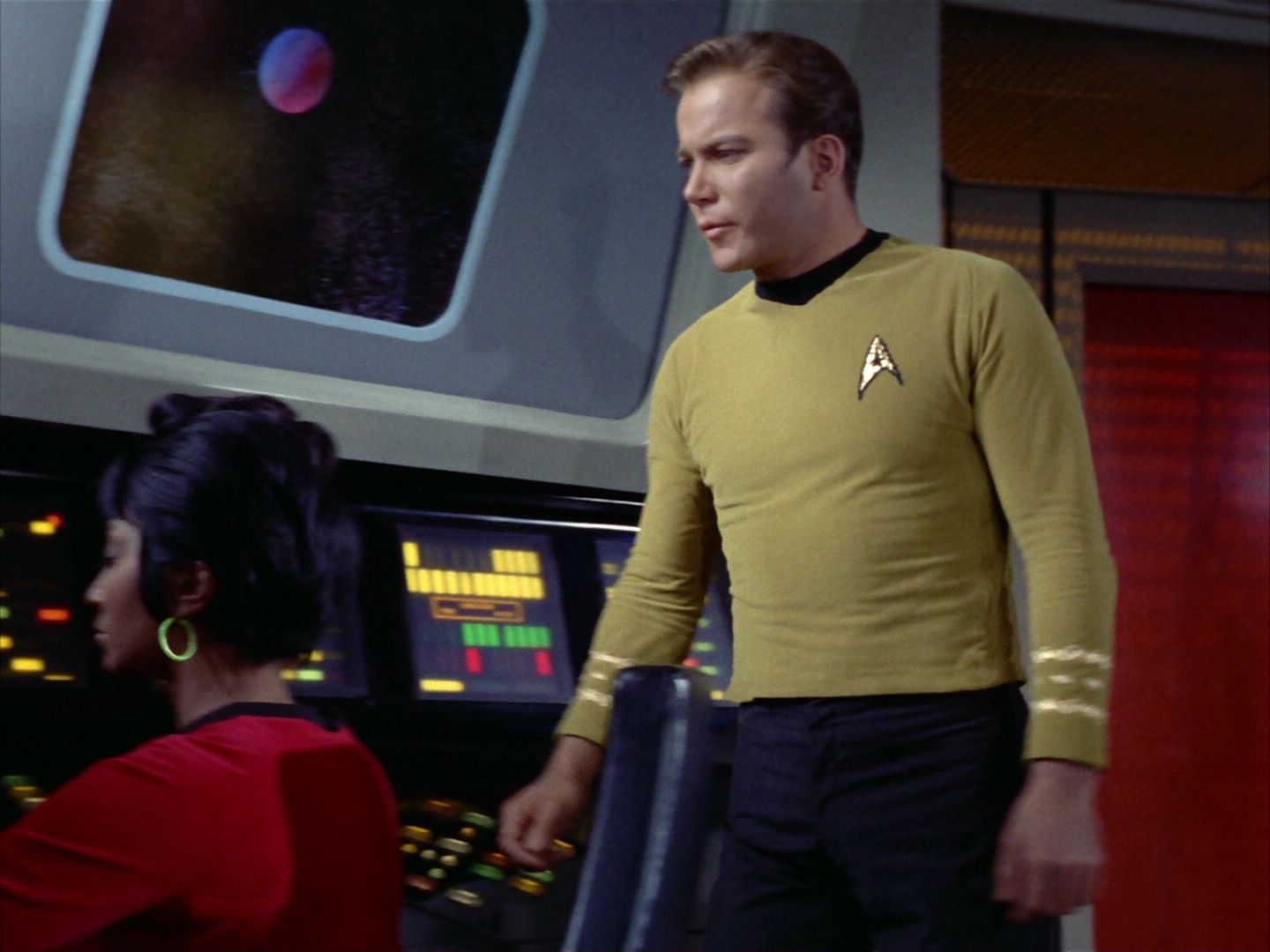 ariane179254_StarTrek_1x24_ThisSideOfParadise_1584.jpg