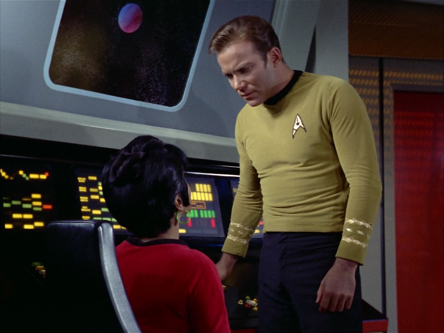 ariane179254_StarTrek_1x24_ThisSideOfParadise_1602.jpg