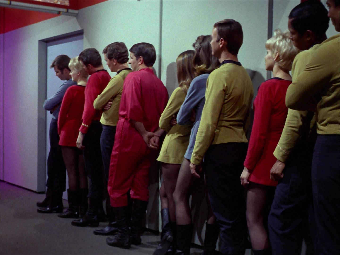 ariane179254_StarTrek_1x24_ThisSideOfParadise_1637.jpg