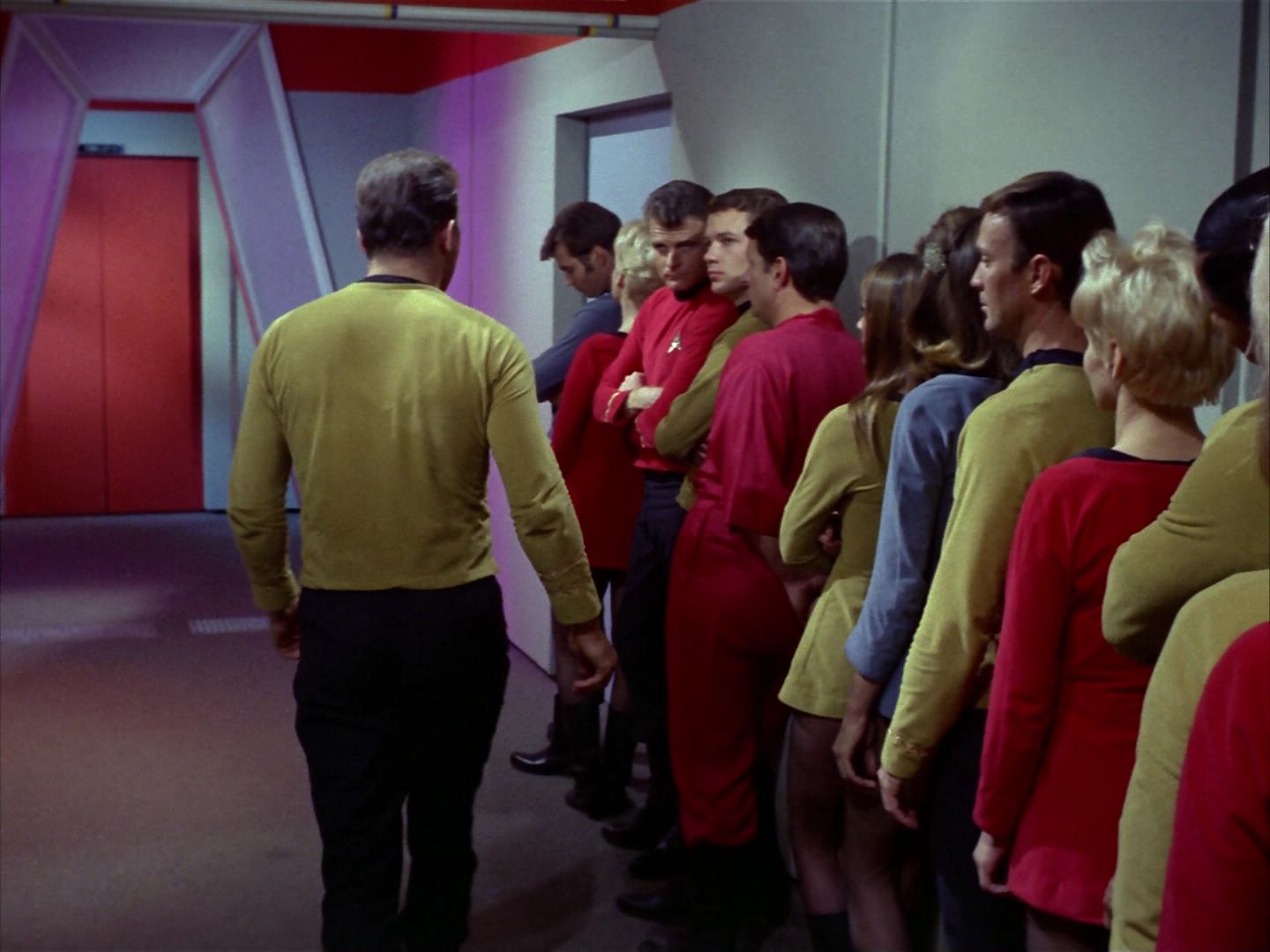 ariane179254_StarTrek_1x24_ThisSideOfParadise_1644.jpg